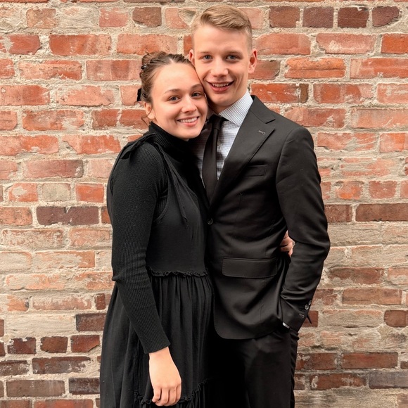 ✨Meet me✨ - Picture 6 of 8